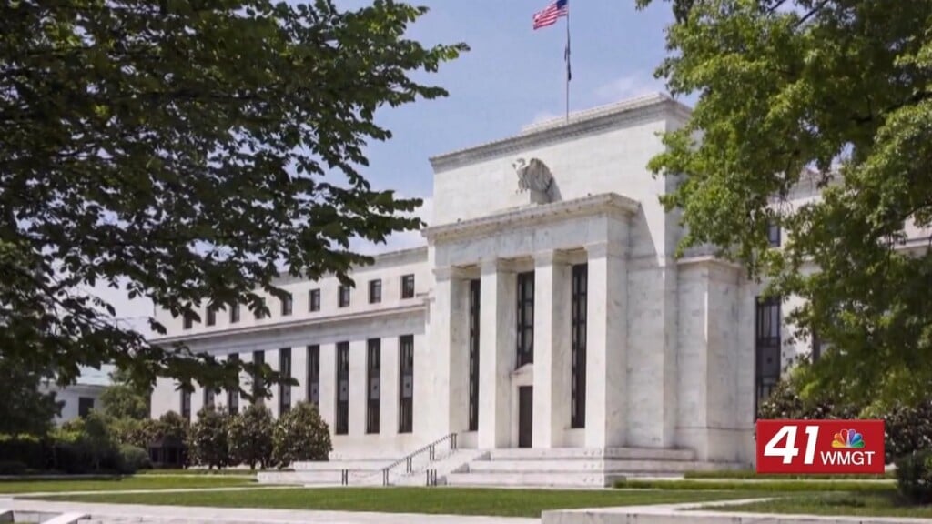 Federal Reserve Weighs Interest Rate Hike As Inflation And Energy Costs Rise