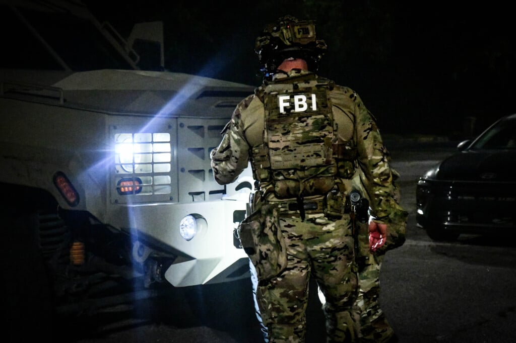 Fbi 0526a