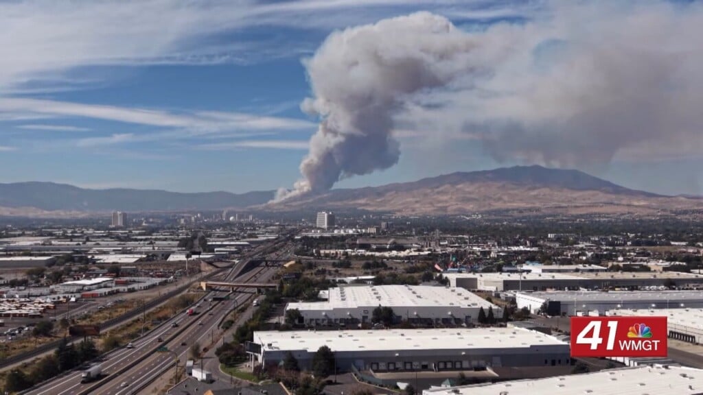 Southern California Heat Wave Brings Triple Digit Temperatures As Wildfires Burn