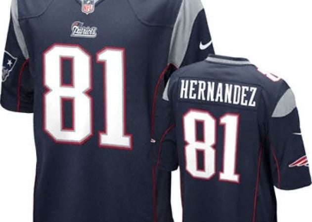 Patriots ProShop to offer free exchange on Aaron Hernandez jerseys