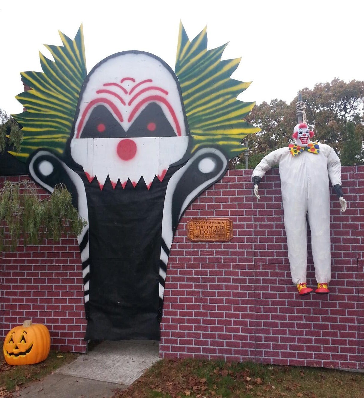 North Providence resident opens free haunted house