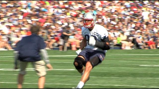 Tom Brady returns to hero's welcome in New England and declares himself a  'Patriot for life'