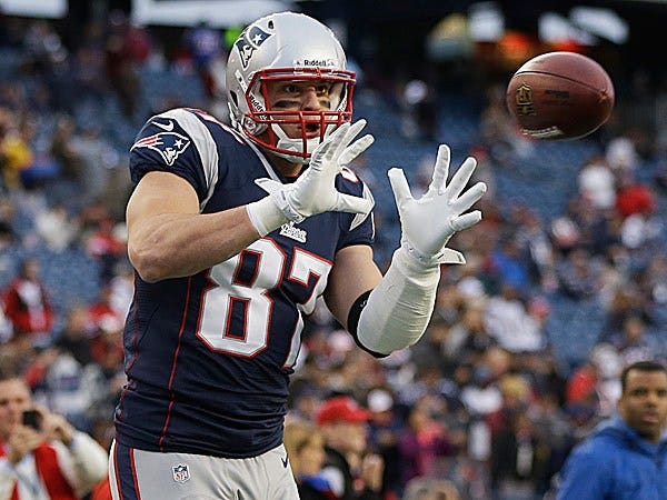 Rob Gronkowski thanks Patriots coach Bill Belichick, downplaying any  friction