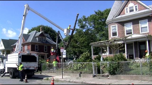 Worcester begins cleaning up after tornado