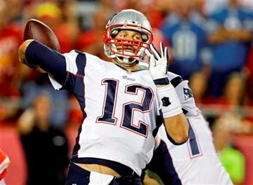 Tom Brady named AFC Offensive Player of the Month for December 