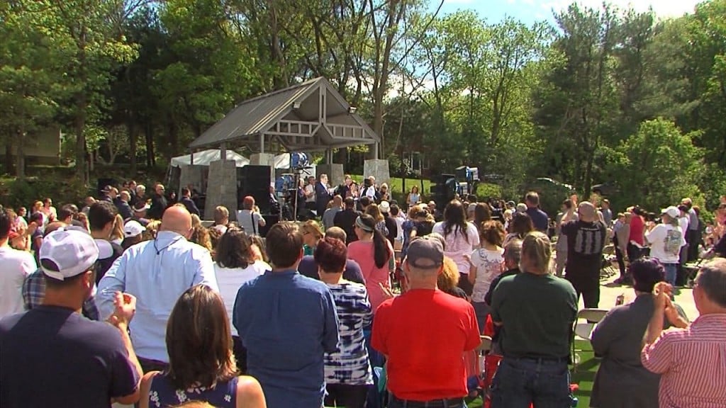 Hundreds attend Station Nightclub memorial dedication