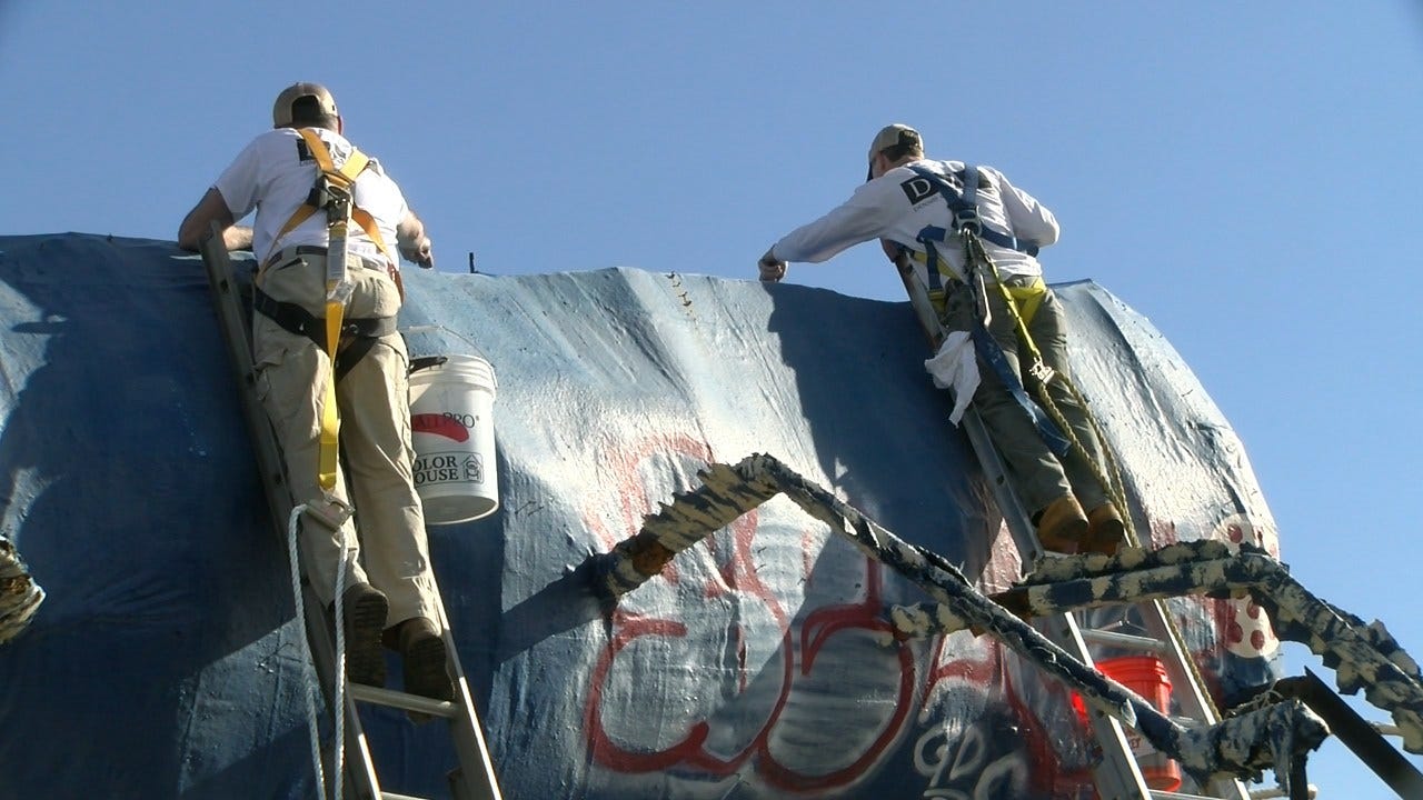 'Nibbles Woodaway' gets his fresh paint job