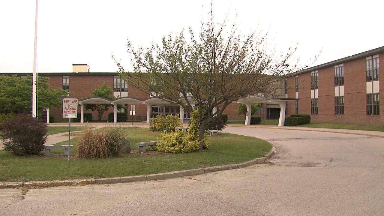 Warwick Veterans Junior High