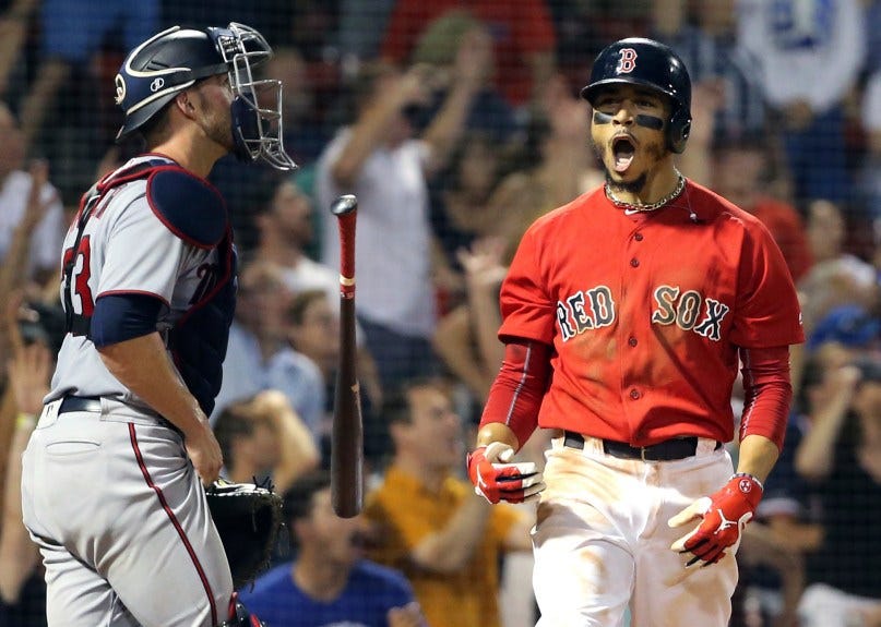 2018 Red Sox: Mookie Betts - Over the Monster