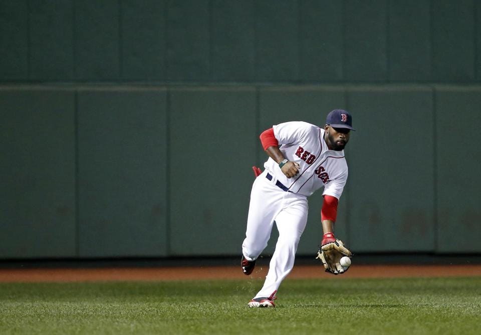 Jackie Bradley Jr. Will Win His First Gold Glove in 2018 - Over