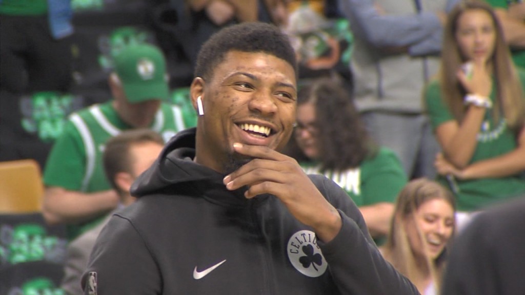 00061892 11pm Sports Pkg 329.still001