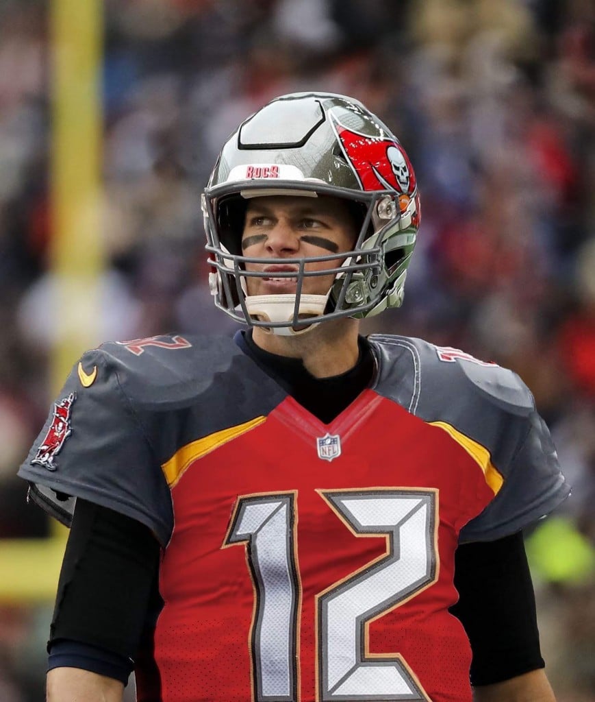 tom brady tampa bay buccaneers uniform