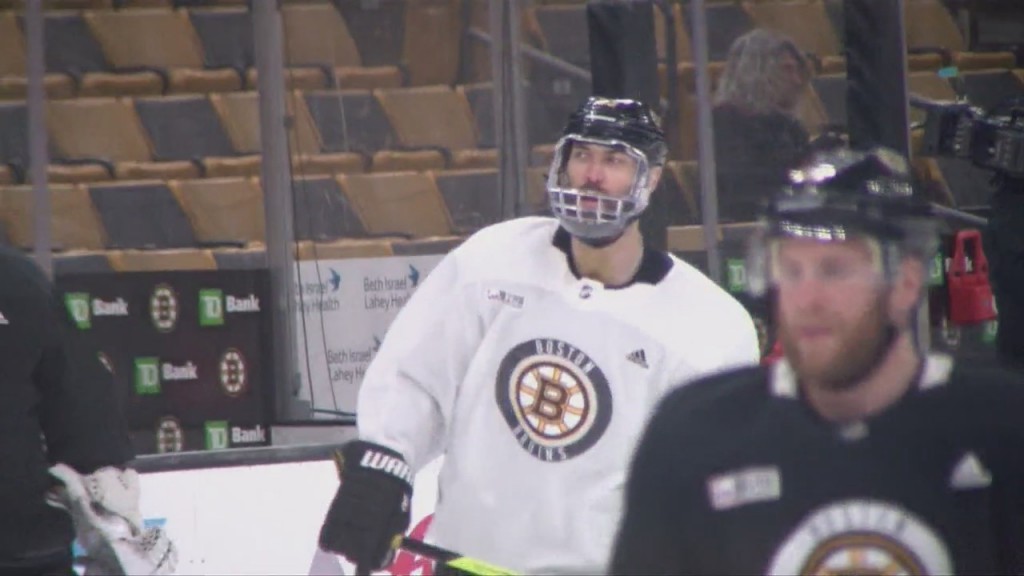 Chara Among Bruins Working Out At Warrior Ice Arena