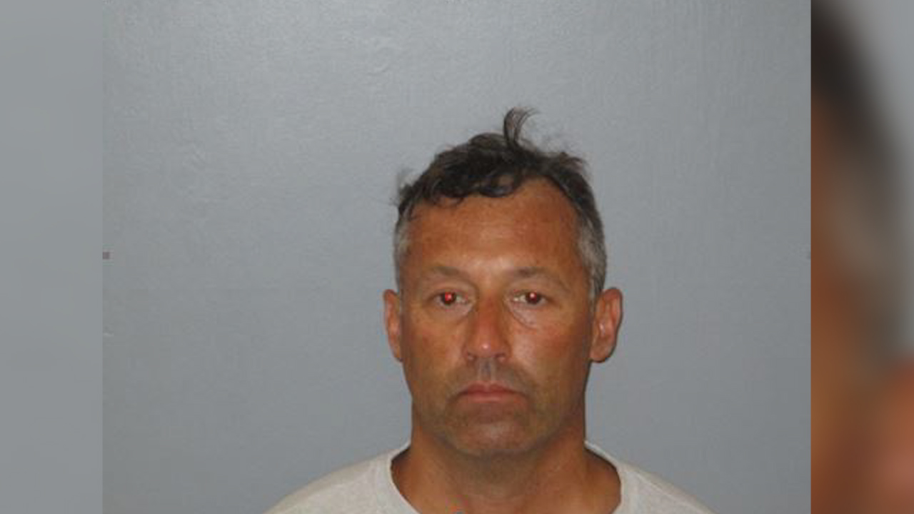 Westport man arrested for exposing himself, touching himself at public beach ABC6