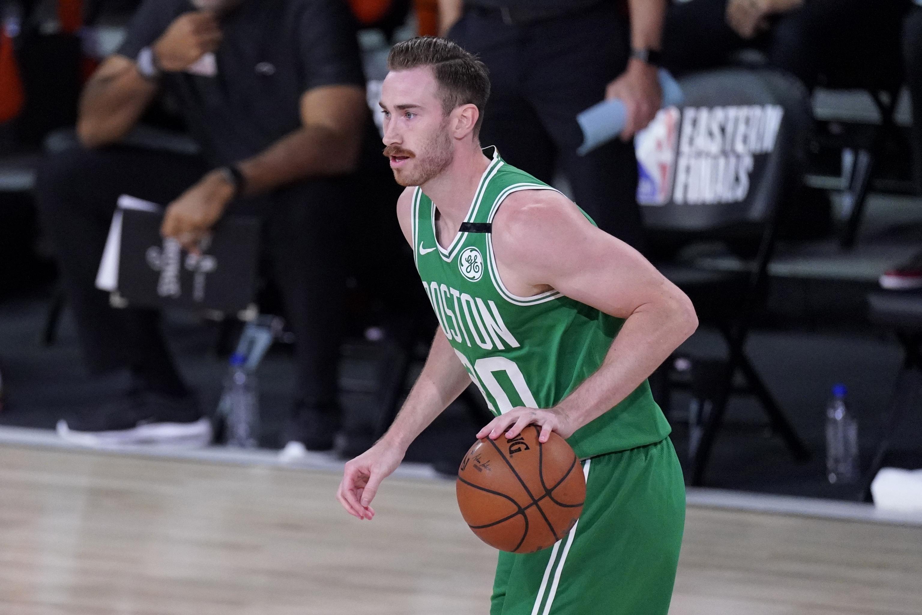 Hornets acquire Gordon Hayward, 2 draft picks from Celtics