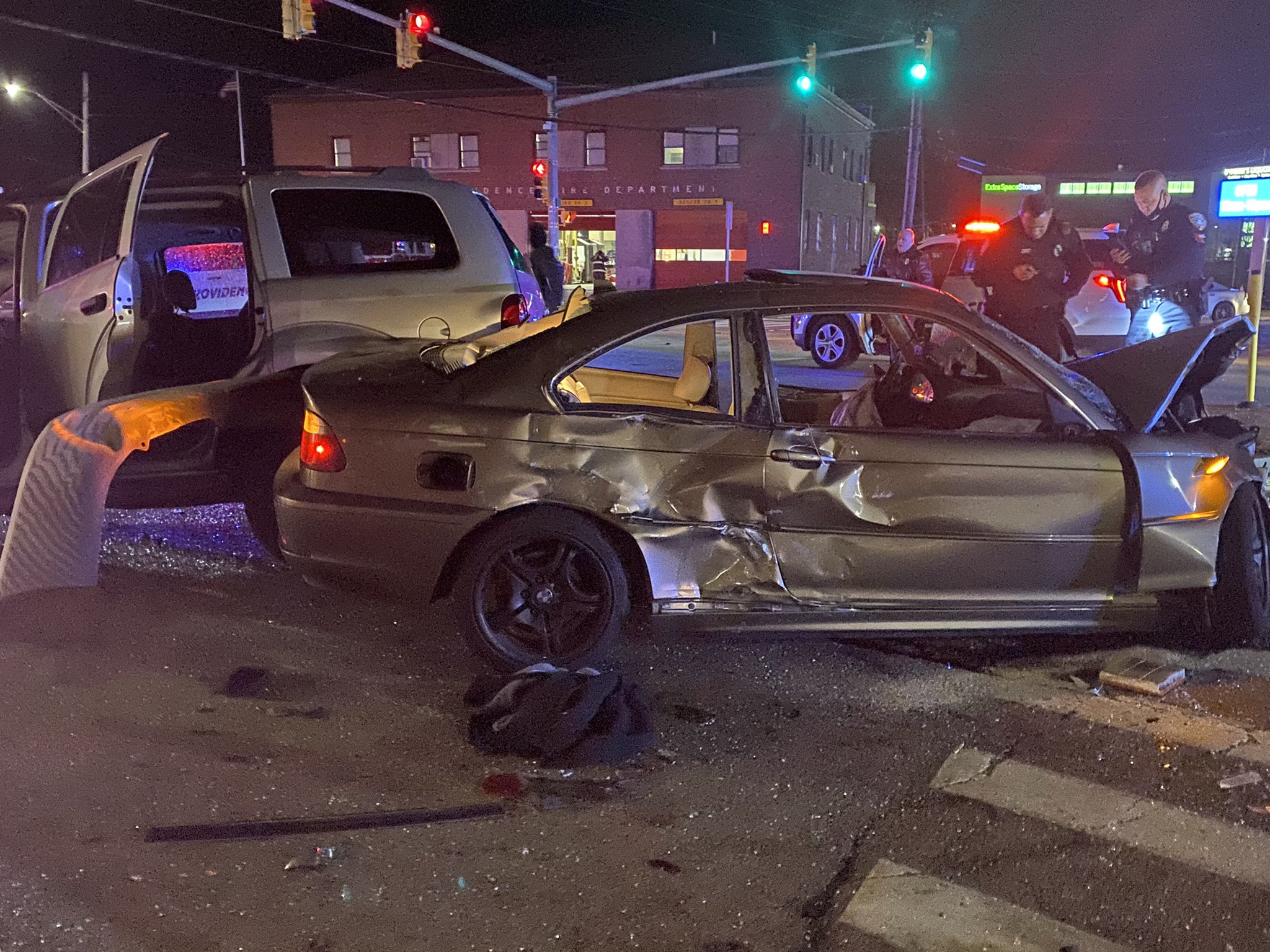 Driver Runs Red Light Causing Serious Crash In Providence | ABC6