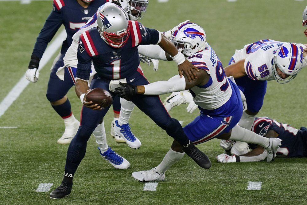 Bills blow out Patriots on MNF to complete season sweep