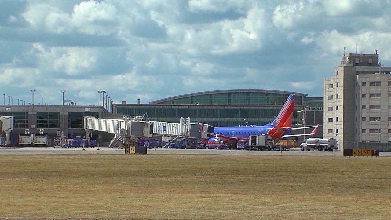 The Name Of Tf Green Airport Could Be Changing Abc6