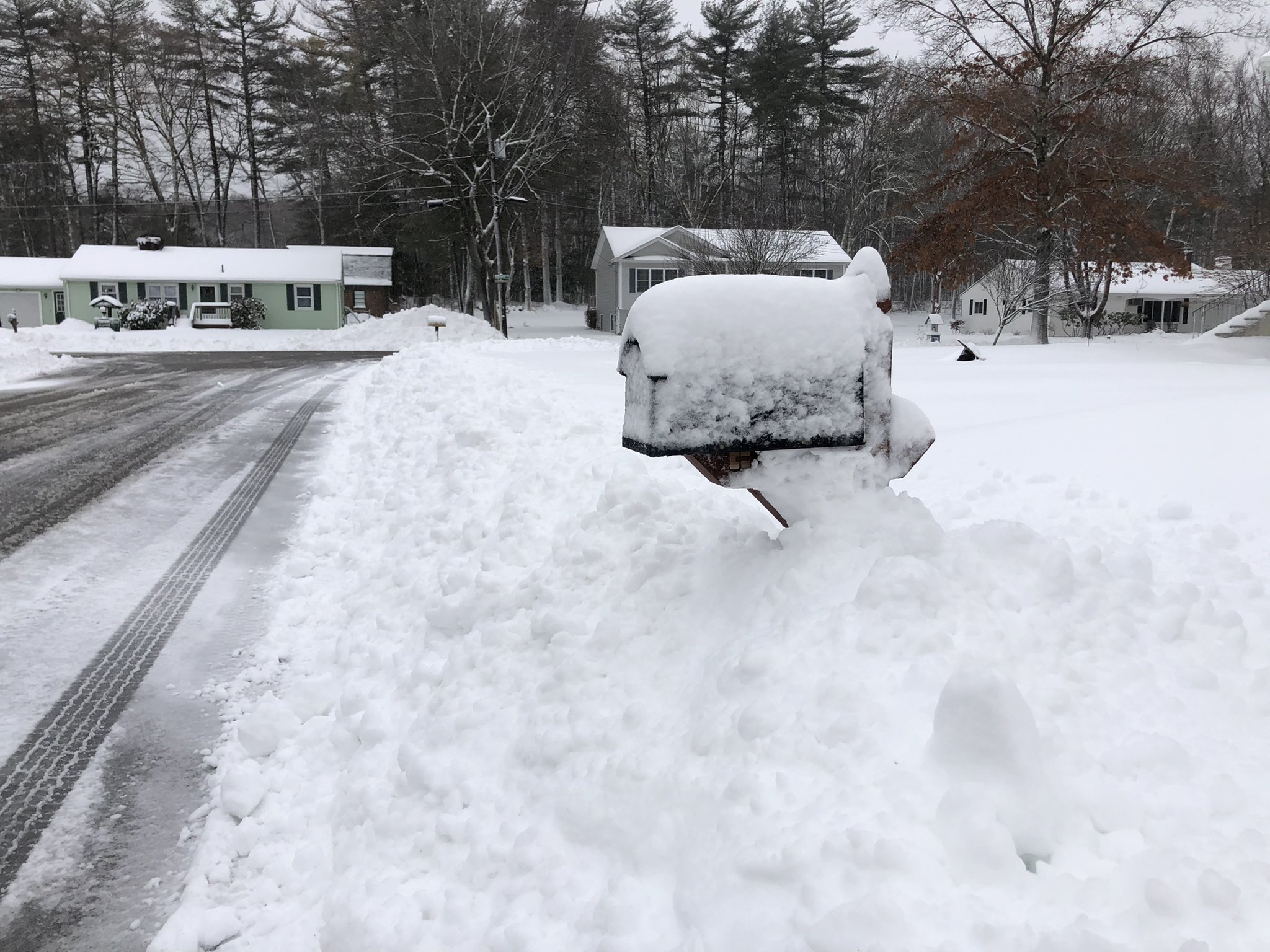 Over a foot of snow in some areas of Rhode Island, slush in others ABC6