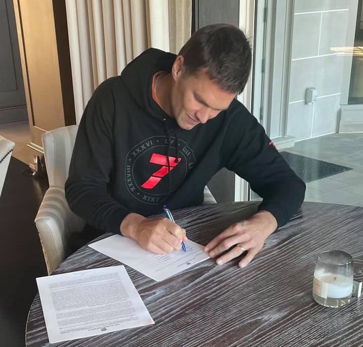 Brady Contract