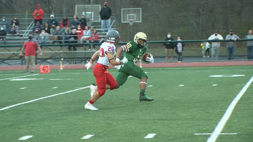 01790 Vo Hendricken Cranston West Fb Vo Isteelestill002