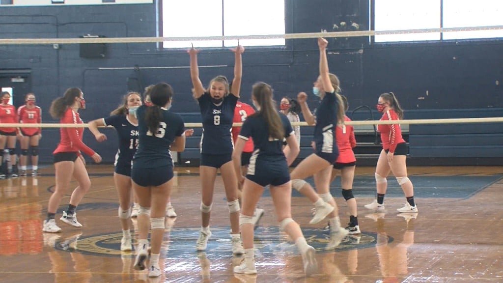 01821 Vo Vball Isteelestill001