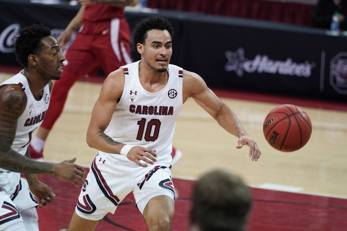 South Carolina Transfer Justin Minaya Commits To PC | ABC6