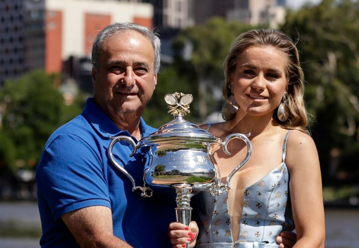 Bye, Dad Tennis star Sofia Kenin fires father as her coach ABC6
