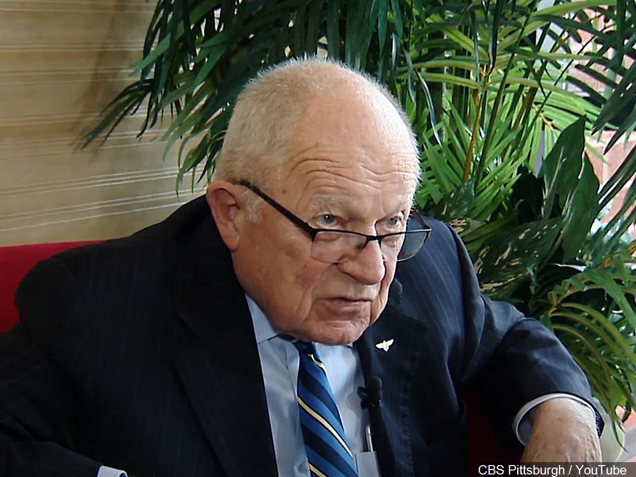 Celebrity attorney F. Lee Bailey dead at 87 | ABC6