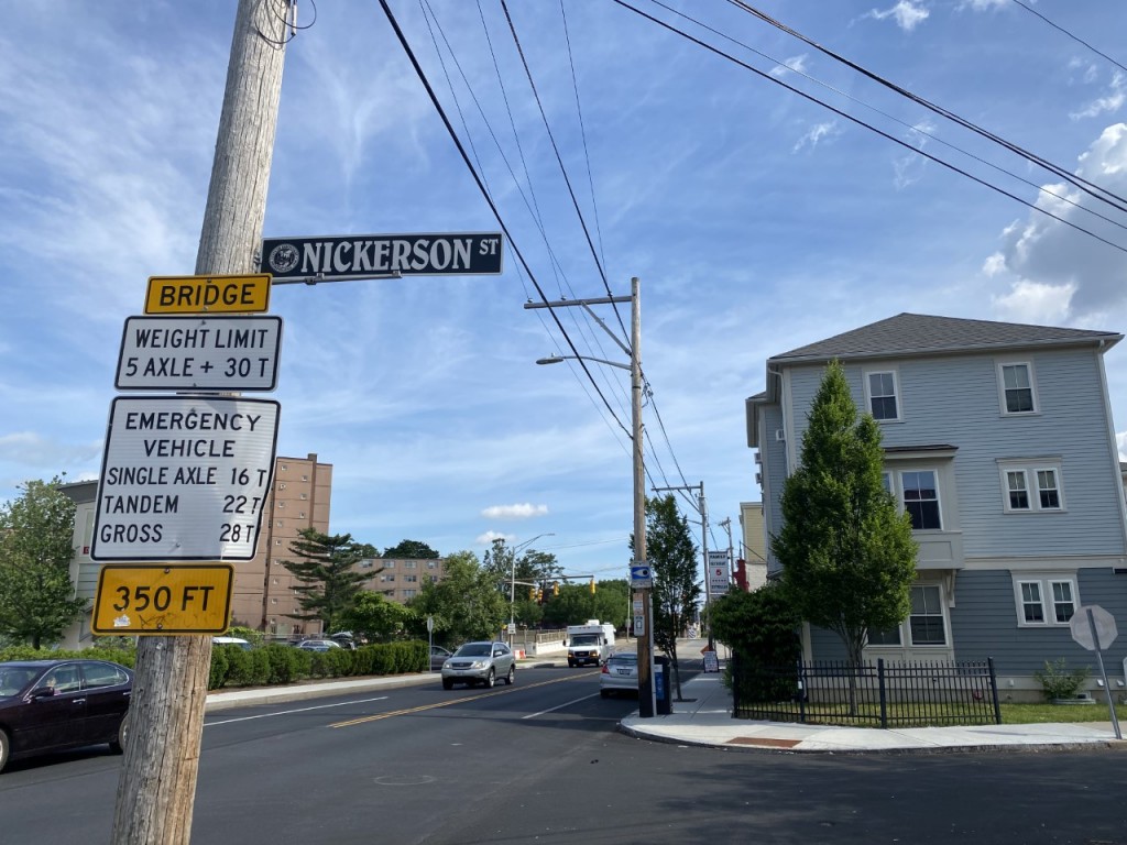 Nickerson St