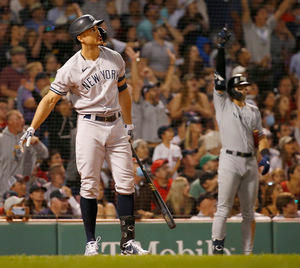 25mlb Yankees 1 Mobilemasterat3x