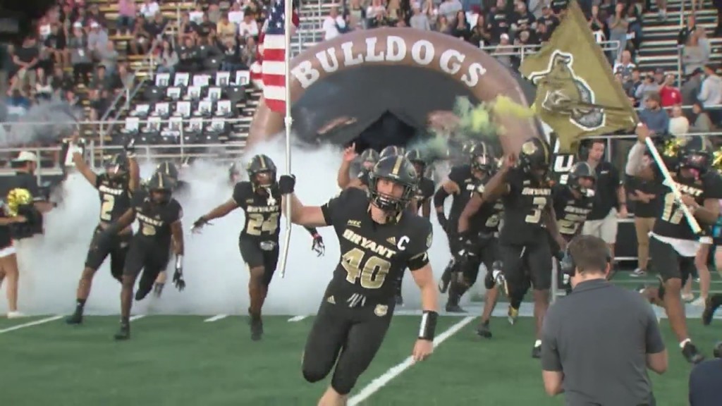 Bryant Takes Nec Opener Over Sacred Heart