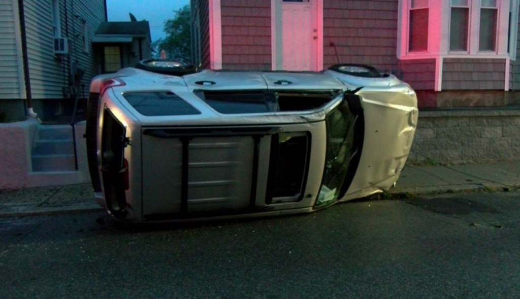 Thumbnail Car Rollover