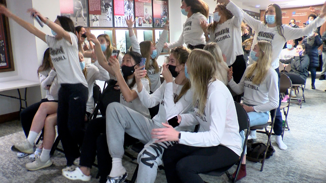 Brown Women's Volleyball To Play Washington In First Round of NCAA