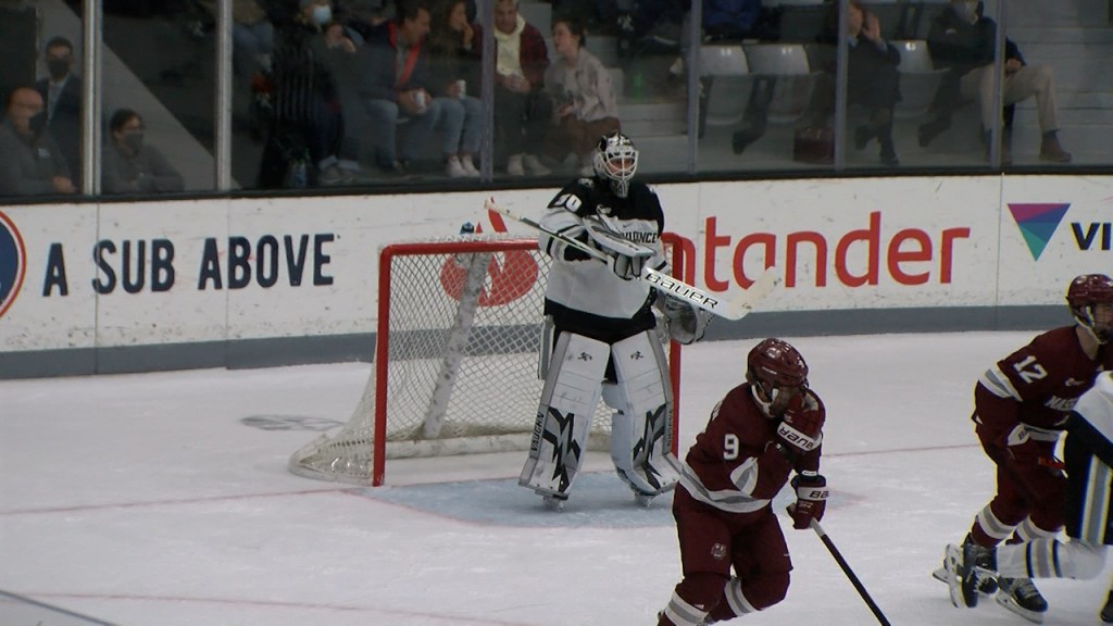 36240 Vo Pc Hk Umass V Isteele00 00 14 06still001