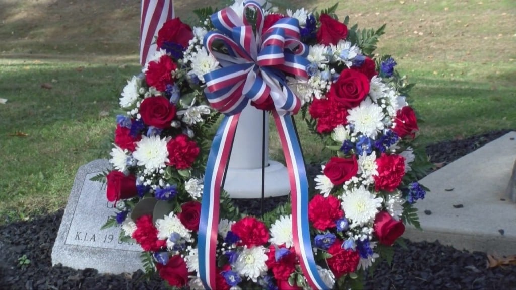 East Providence Honors Veterans Past And Present At Wreath Laying Ceremony