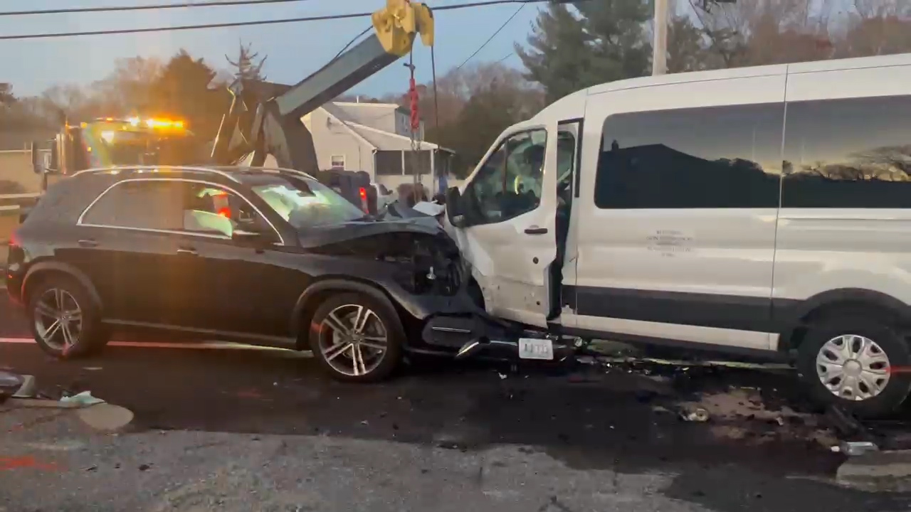 Four hospitalized after serious crash in Coventry ABC6