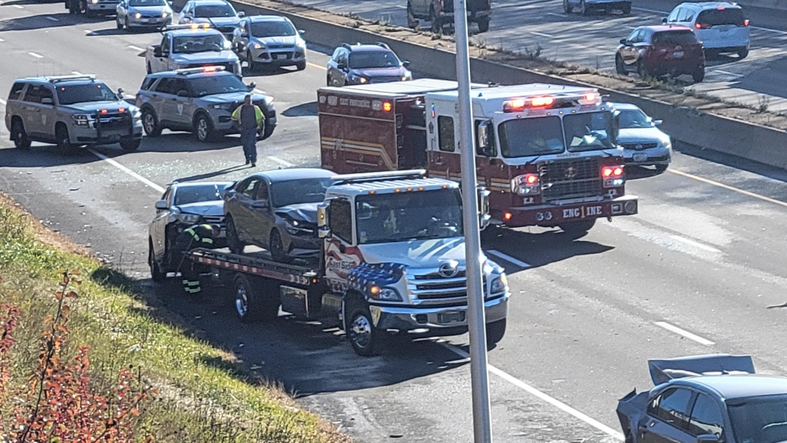 Route 195 crash causes traffic jam on Friday morning ABC6