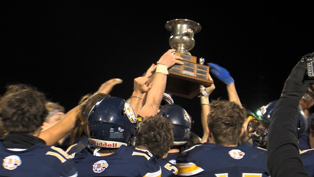 29353 Vo Barrington Mt Hope Fb V Isteele Tria00 01 42 12still001