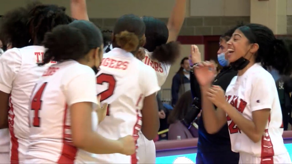 47354 Vo D3 Gbb V Isteelemp400 00 45 28still002