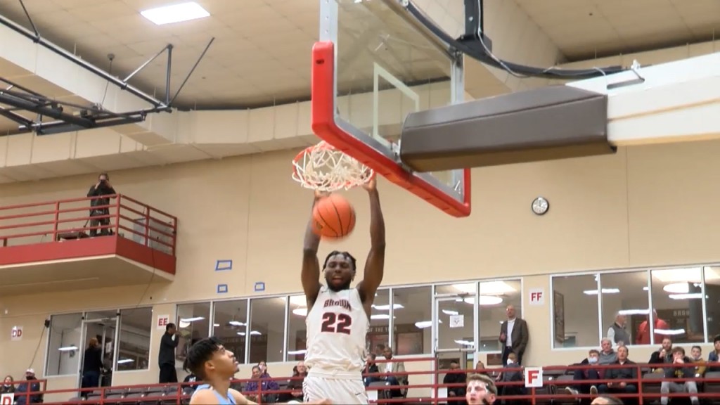 47362 Vo Brown Columbia V Isteele00 00 18 16still002