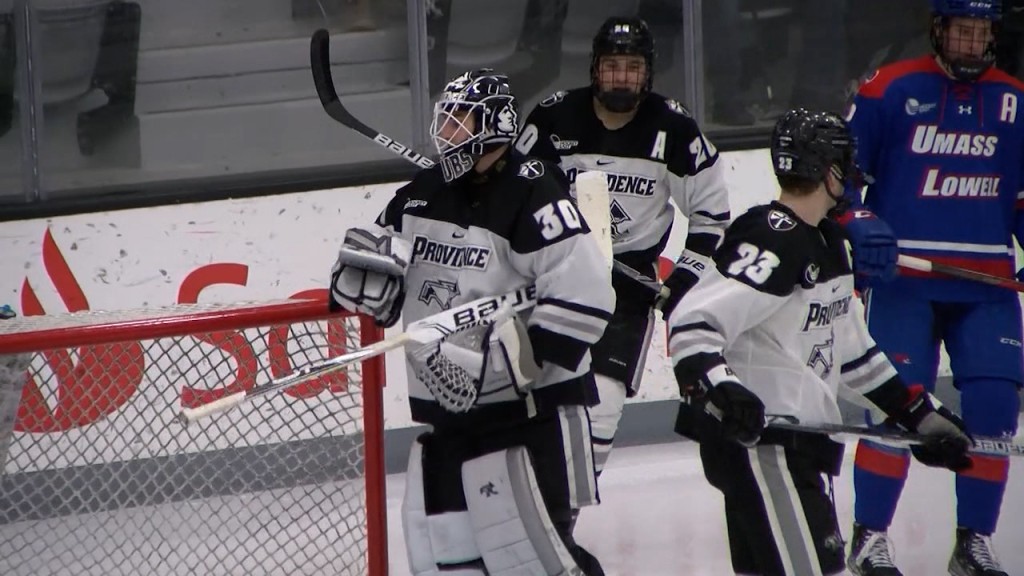 38641 Vo Pc Hk V Hockey East Prep Isteele00 00 16 09still001