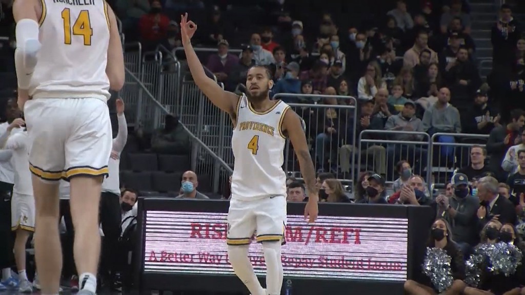 38445 Vo Bynum Sixth Man Vo Ncoit Triamxfstill001