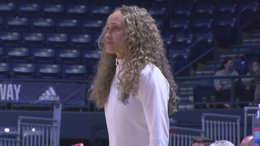 Program Fit, School's Hoops Commitment Lead To Contract Extension For Women's Coach Tammi Reiss