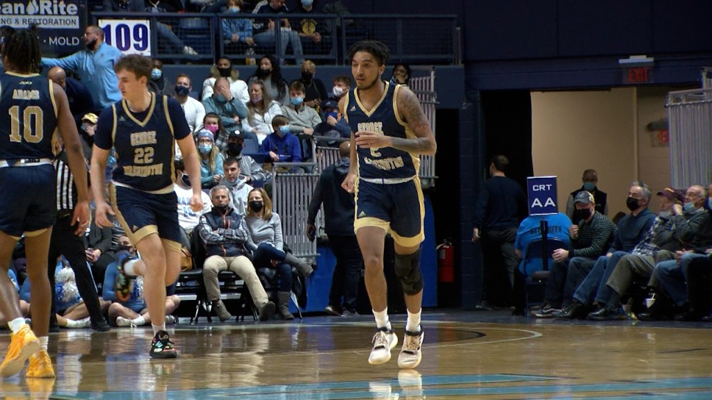 44784 Vo Uri V Brayon Freeman Isteele00 00 16 00still001