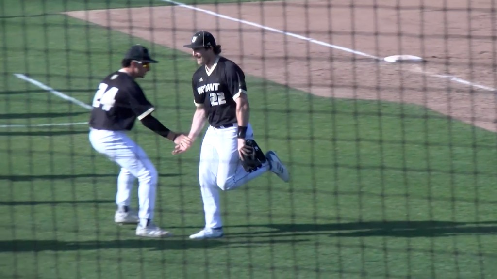 44559 Vo Bryant Merrimack Bsb V Isteele00 00 36 05still001