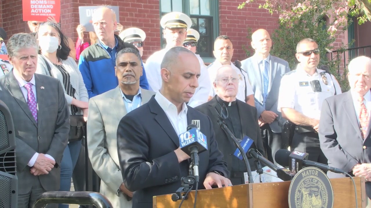 “I would describe it as a disease of hate,” Jewish leader outlines safety measures, while Rhode Island reacts to weekend shootings | ABC6