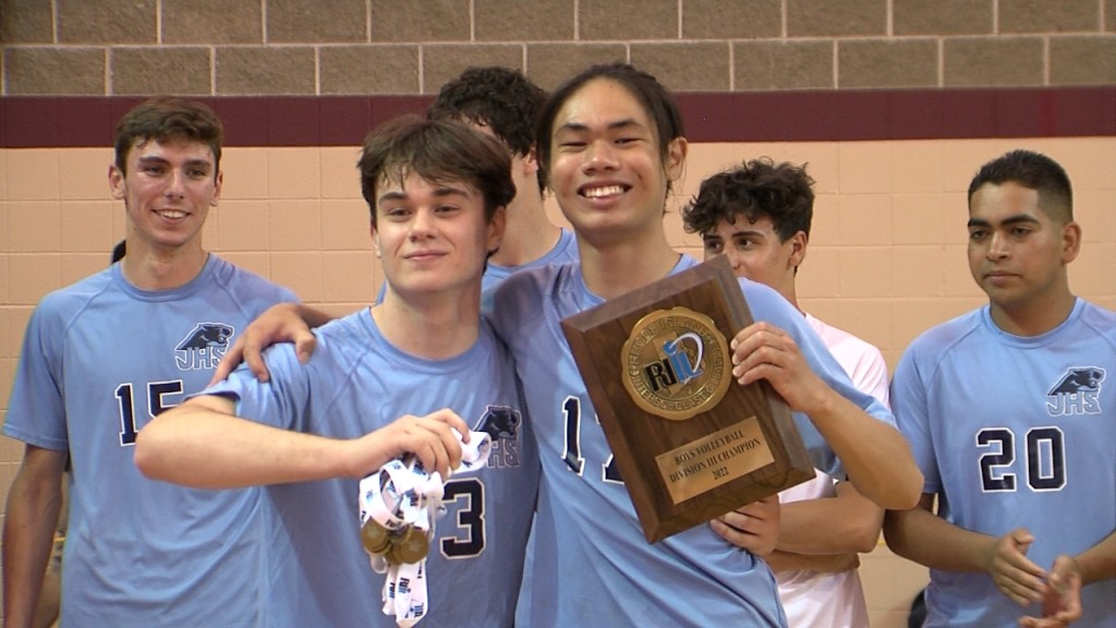 53744 Vo D3 Bvb V Johnston Ewg Isteele Tria00 01 21 12still001