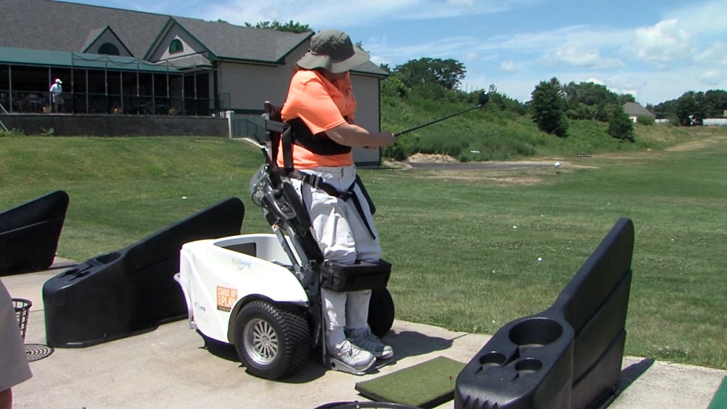 58548 Vo Button Hole Vets V Isteele00 00 33 55still001