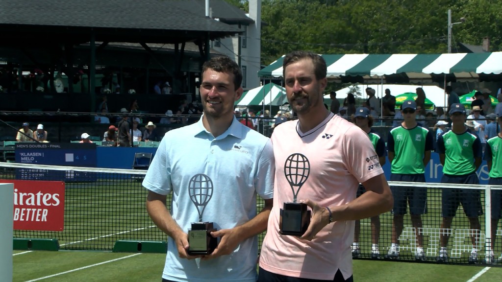 59527 Sot Tennis Hof Final Doubles S Isteele00 00 08 26still001